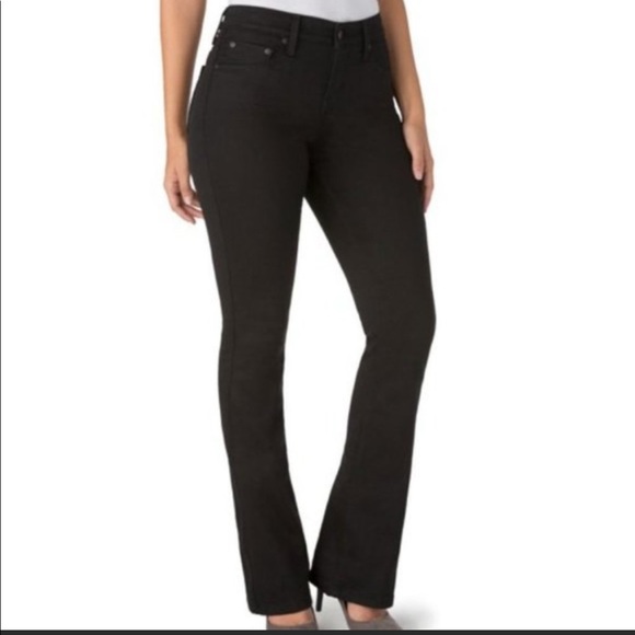 Signature by Levi Strauss Denim - EUC Levi signature at waist Black bootcut jeans